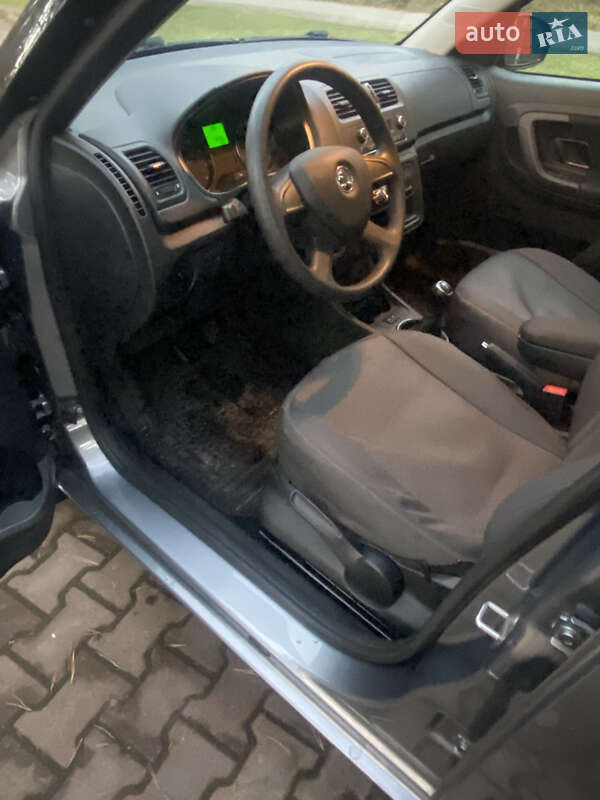 Микровэн Skoda Roomster 2013 в Новояворовске фото 15 Микровэн Skoda Roomster 2013 в Новояворовске