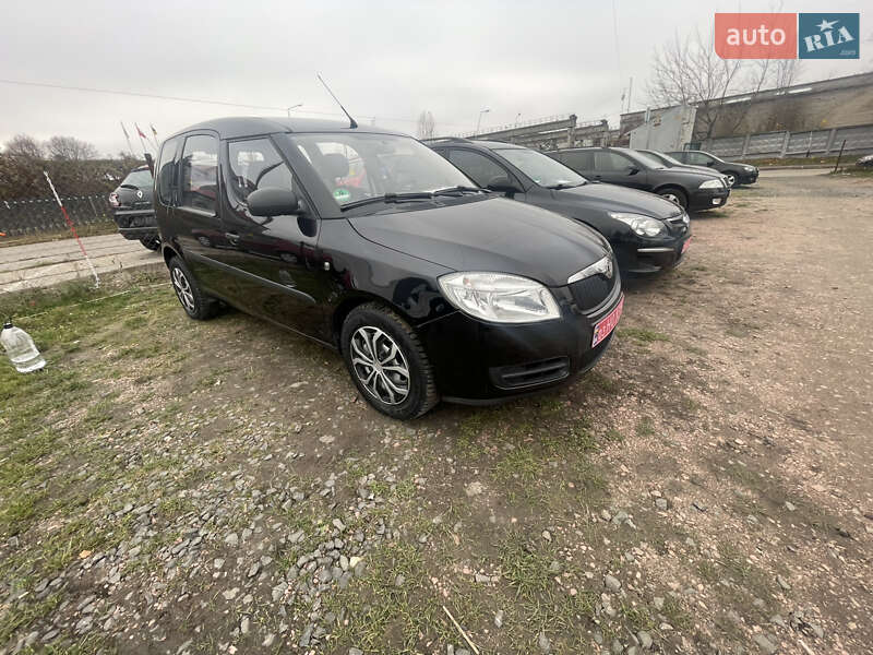 Микровэн Skoda Roomster 2009 в Луцке