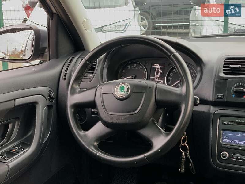 Мікровен Skoda Roomster 2011 в Бердичеві фото 35 Мікровен Skoda Roomster 2011 в Бердичеві