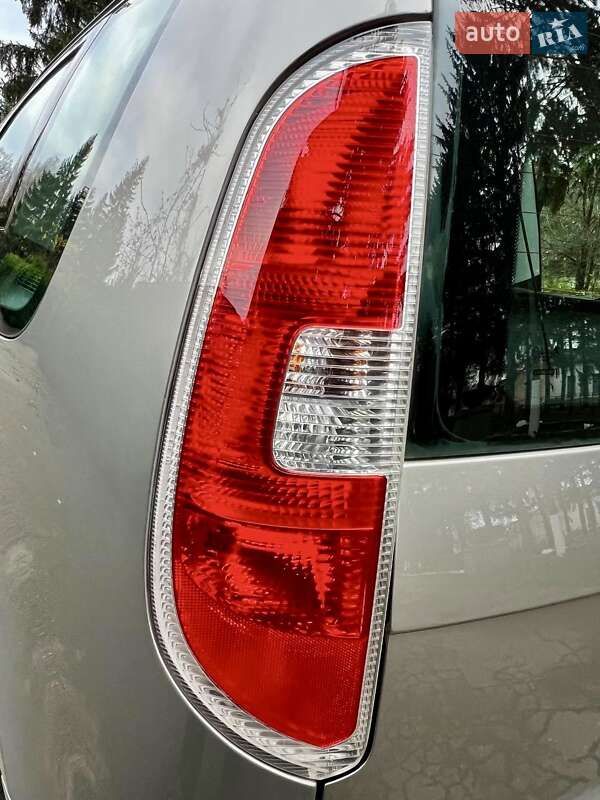 Микровэн Skoda Roomster 2008 в Умани фото 25 Микровэн Skoda Roomster 2008 в Умани