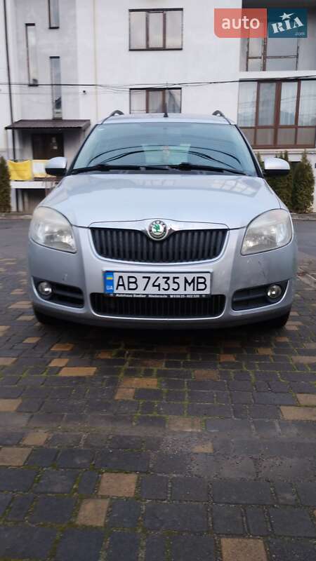 Микровэн Skoda Roomster 2009 в Виннице