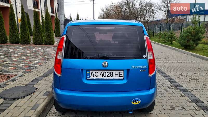 Микровэн Skoda Roomster 2009 в Луцке