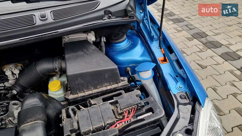 Микровэн Skoda Roomster 2009 в Луцке