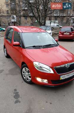 Микровэн Skoda Roomster 2011 в Киеве