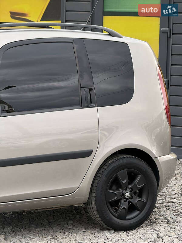 Мікровен Skoda Roomster 2006 в Стрию