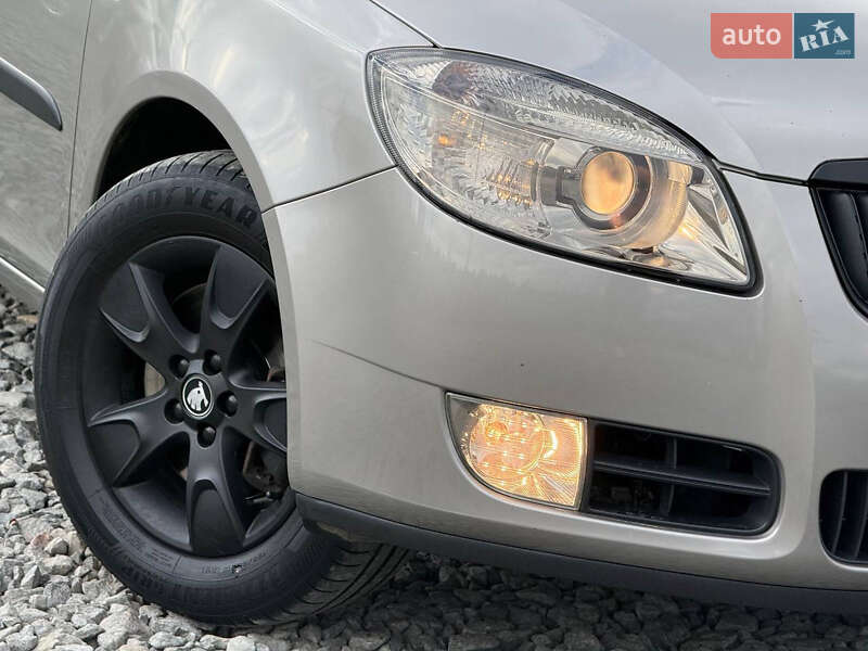 Мікровен Skoda Roomster 2006 в Стрию