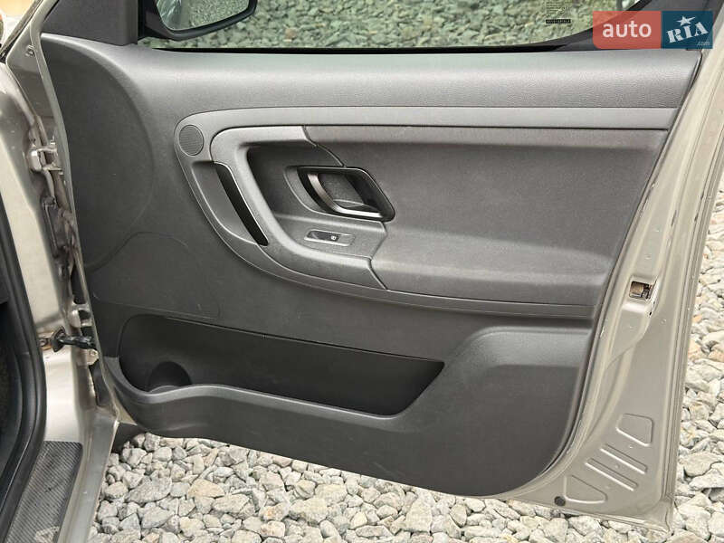 Мікровен Skoda Roomster 2006 в Стрию