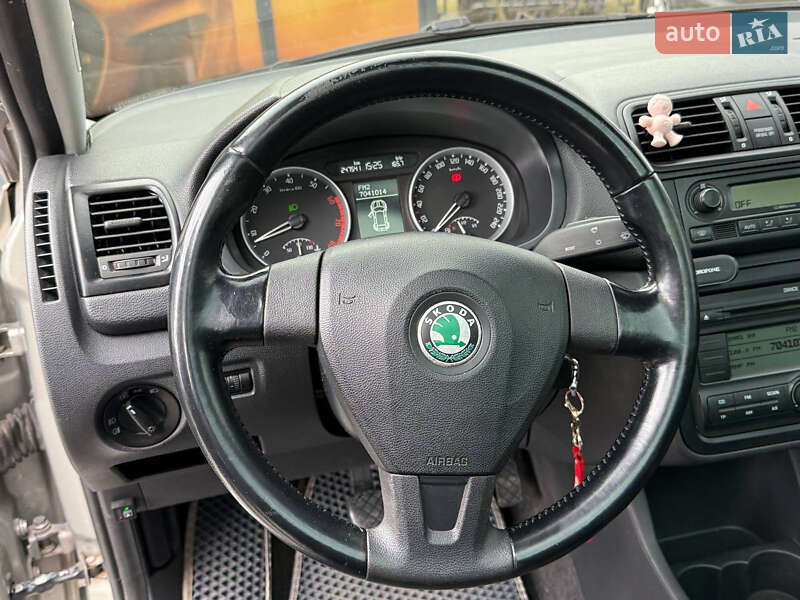 Мікровен Skoda Roomster 2006 в Стрию