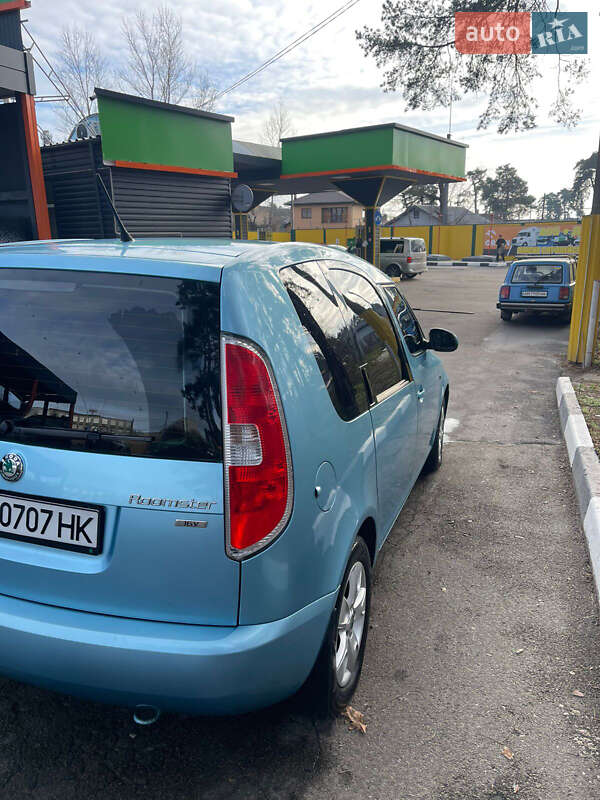 Микровэн Skoda Roomster 2013 в Житомире