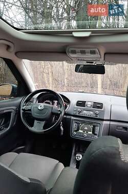Микровэн Skoda Roomster 2010 в Житомире