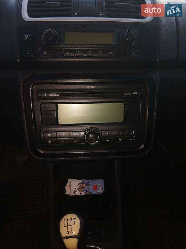 Микровэн Skoda Roomster 2008 в Чернигове