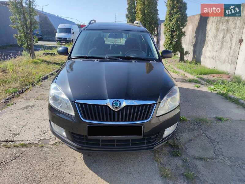 Skoda Roomster 2011