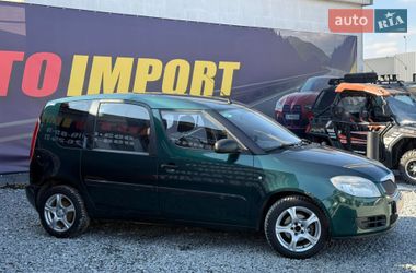 Микровэн Skoda Roomster 2010 в Стрые