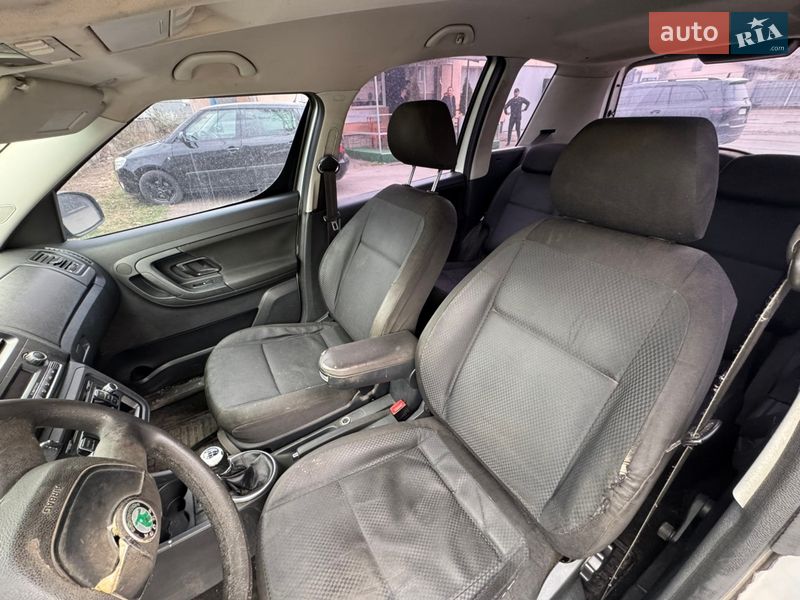 Микровэн Skoda Roomster 2011 в Ужгороде фото 12 Микровэн Skoda Roomster 2011 в Ужгороде