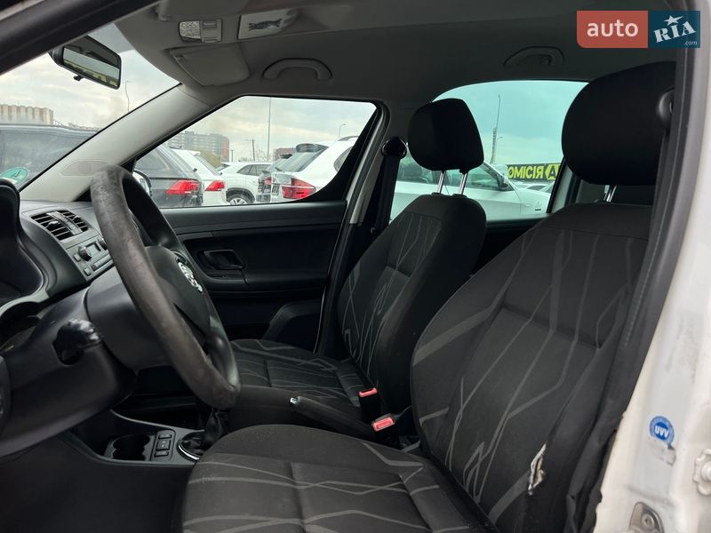 Микровэн Skoda Roomster 2013 в Львове