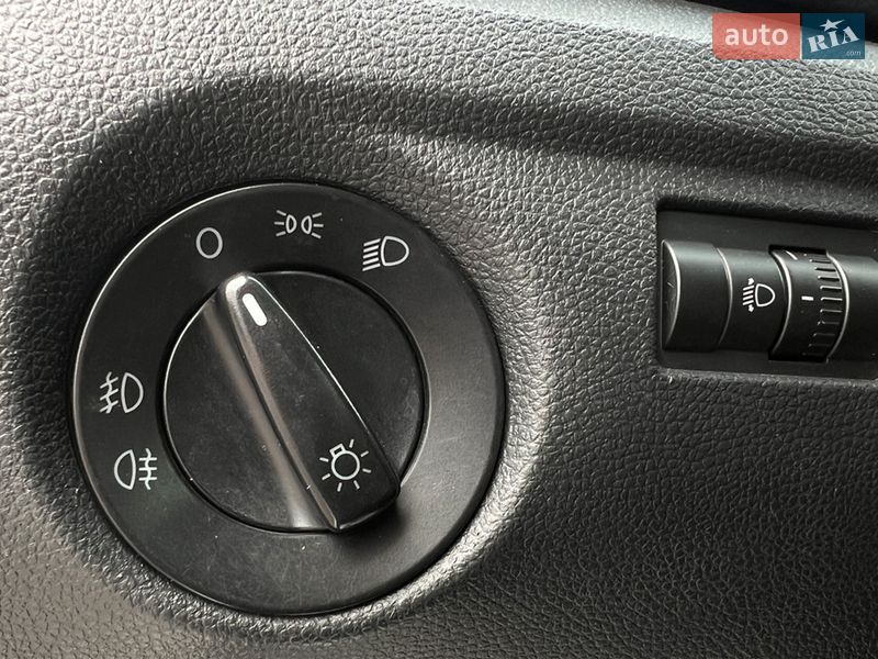 Микровэн Skoda Roomster 2013 в Львове