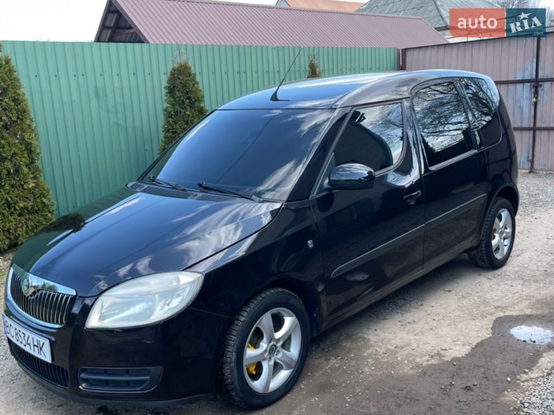 Микровэн Skoda Roomster 2006 в Мукачево