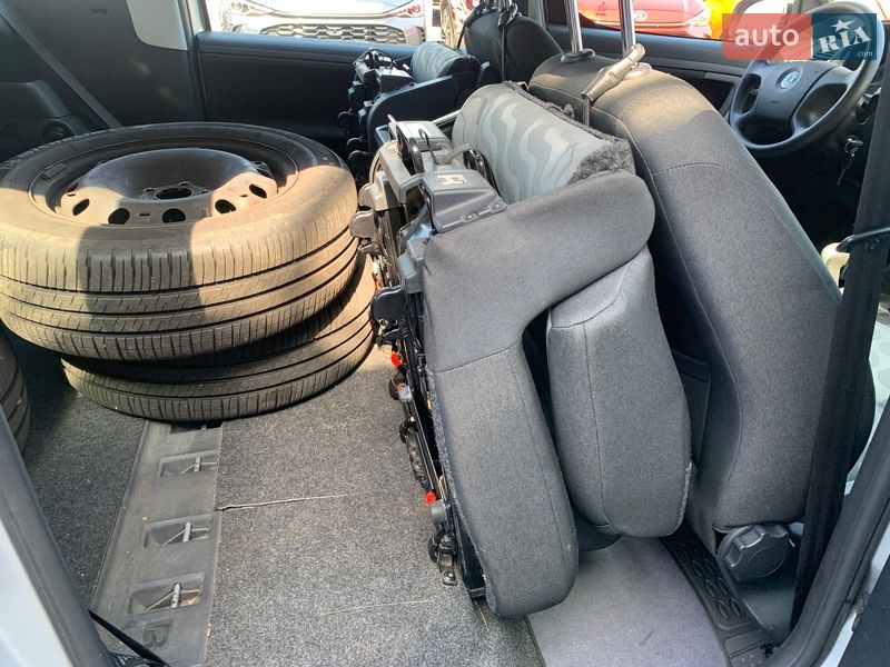 Микровэн Skoda Roomster 2008 в Киеве