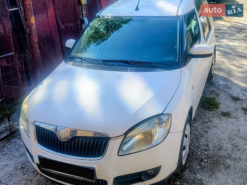 Skoda Roomster 2008
