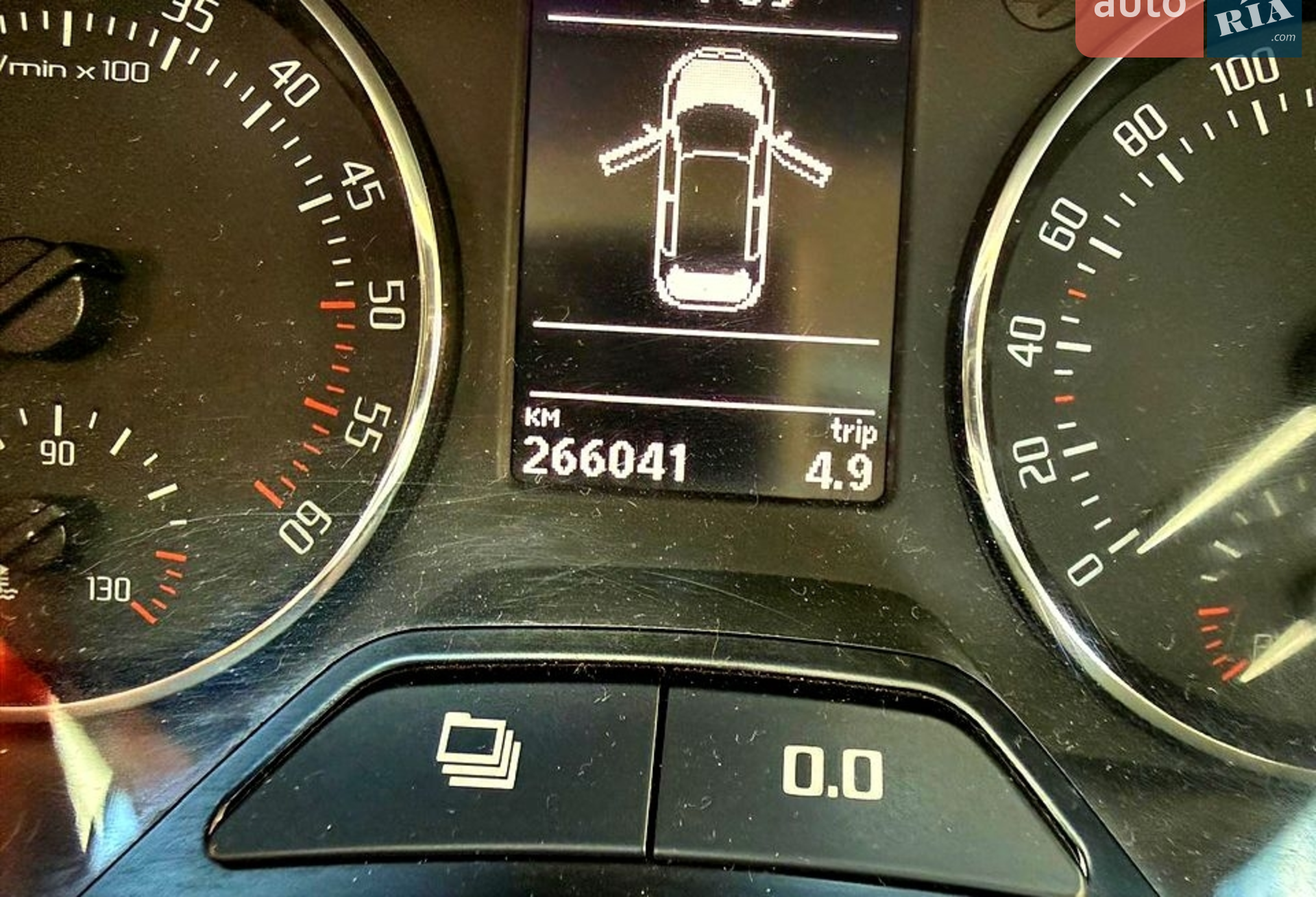 Skoda Roomster 2011 VIN TMBNK25J6C7011397 фото оголошення 9 з 10