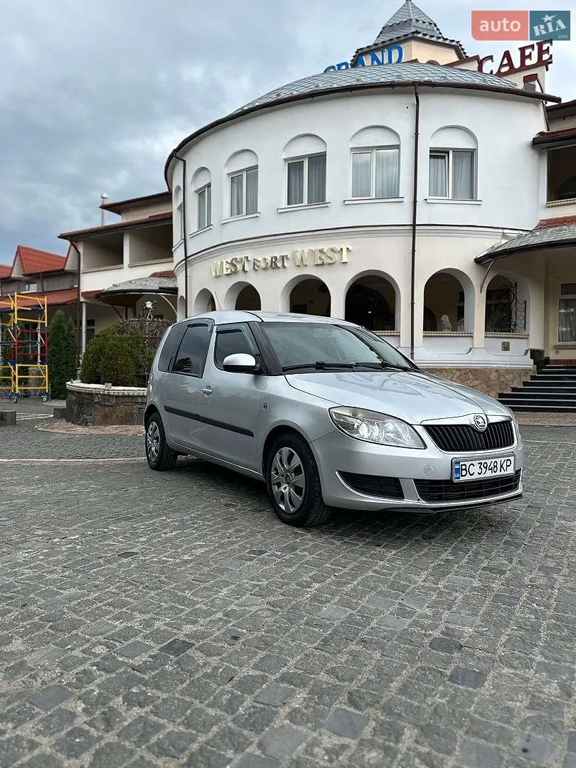 2010 Skoda Roomster - мініатюра 2