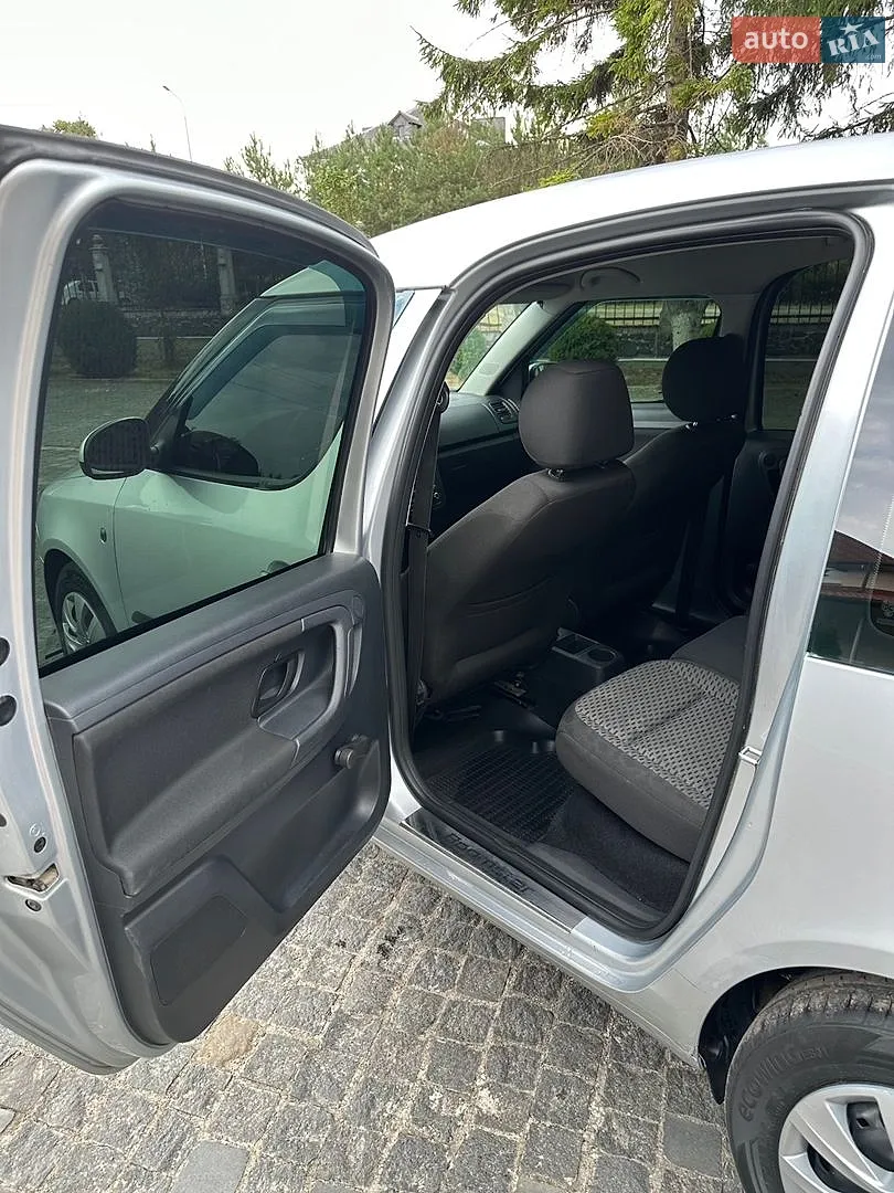 2010 Skoda Roomster - мініатюра 30