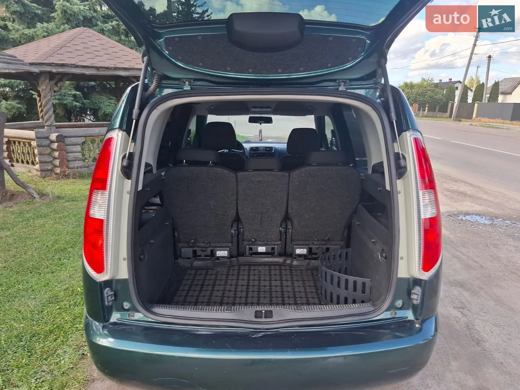 2010 Skoda Roomster - мініатюра 18