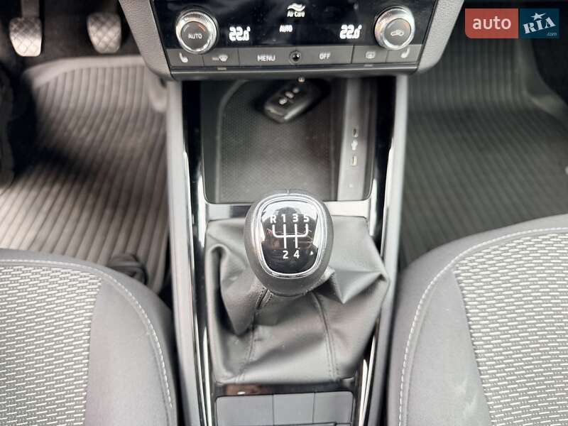 Хэтчбек Skoda Scala 2023 в Киеве