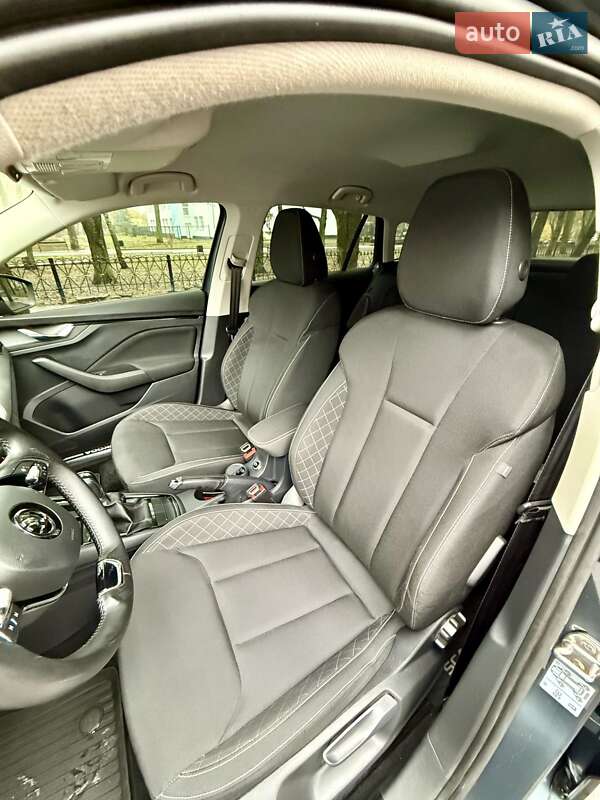 Хэтчбек Skoda Scala 2021 в Краснограде