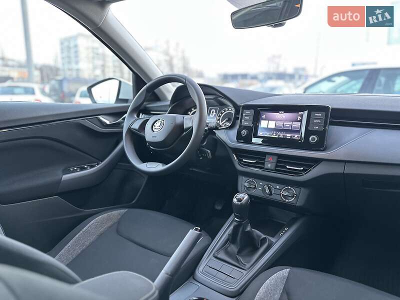 Хэтчбек Skoda Scala 2023 в Киеве