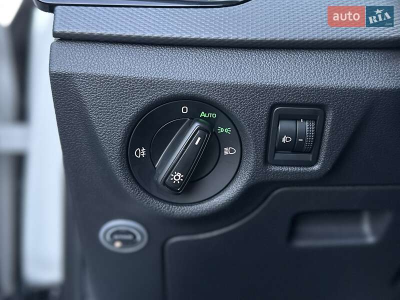 Хэтчбек Skoda Scala 2023 в Киеве