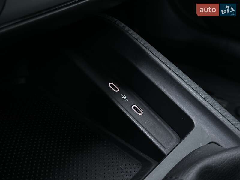 Хэтчбек Skoda Scala 2023 в Киеве