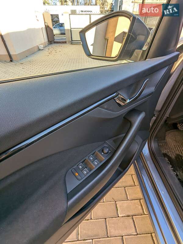 Хэтчбек Skoda Scala 2024 в Ирпене