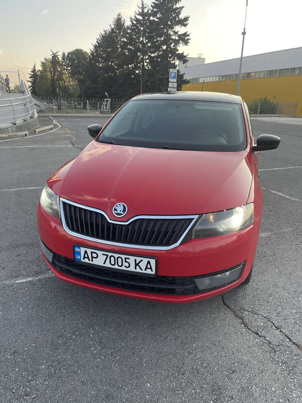 Хетчбек Skoda Spaceback 2014 в Запоріжжі