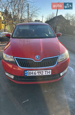 Хэтчбек Skoda Spaceback 2015 в 