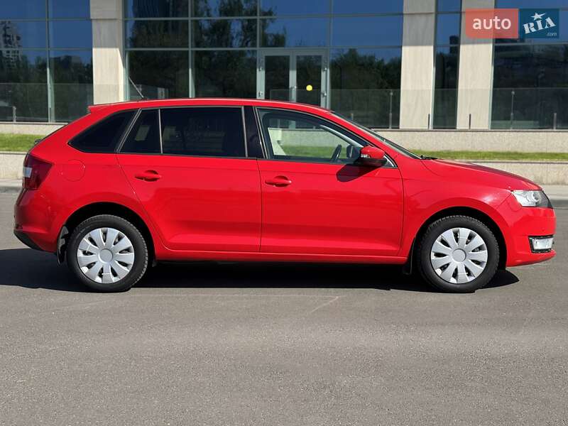 Хэтчбек Skoda Spaceback 2015 в Днепре