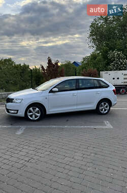 Хэтчбек Skoda Spaceback 2014 в Киеве