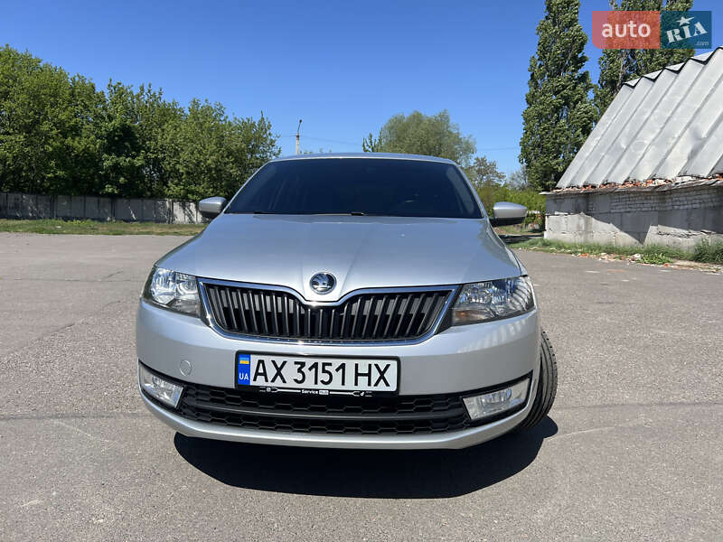 Хэтчбек Skoda Spaceback 2017 в 