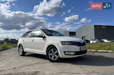 Хэтчбек Skoda Spaceback 2014 в 