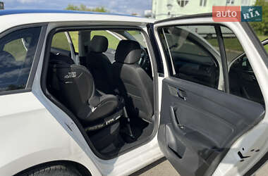 Хэтчбек Skoda Spaceback 2014 в 