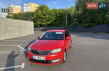 Хэтчбек Skoda Spaceback 2016 в 