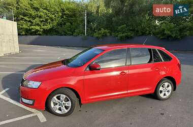 Хэтчбек Skoda Spaceback 2016 в 