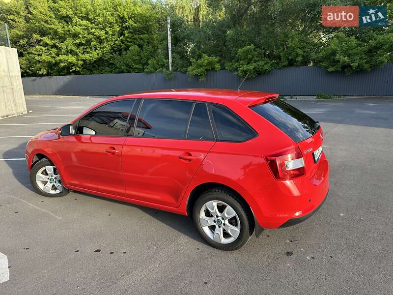 Хэтчбек Skoda Spaceback 2016 в Виннице