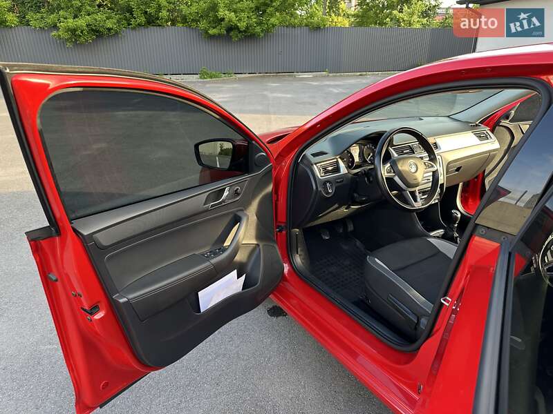 Хэтчбек Skoda Spaceback 2016 в Виннице