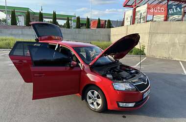 Хэтчбек Skoda Spaceback 2016 в 