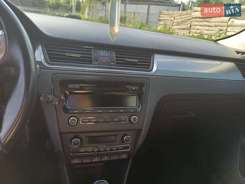 Хэтчбек Skoda Spaceback 2015 в Киеве
