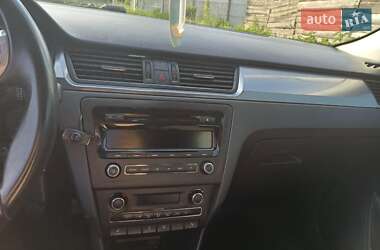 Хэтчбек Skoda Spaceback 2015 в 
