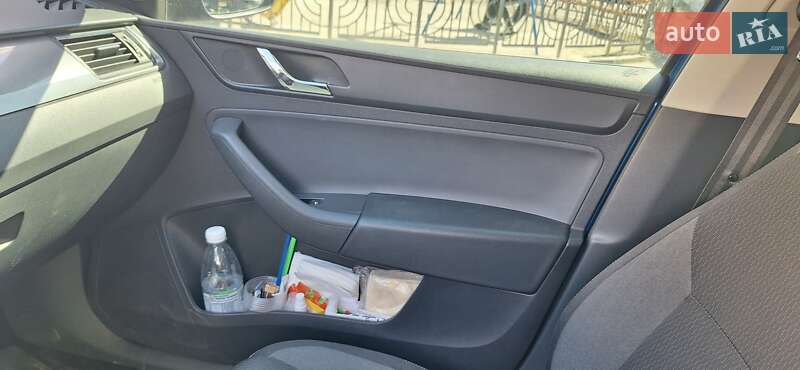 Хэтчбек Skoda Spaceback 2014 в Киеве