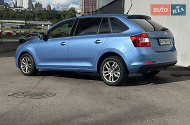 Хэтчбек Skoda Spaceback 2015 в 