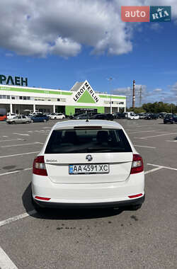 Хэтчбек Skoda Spaceback 2016 в 